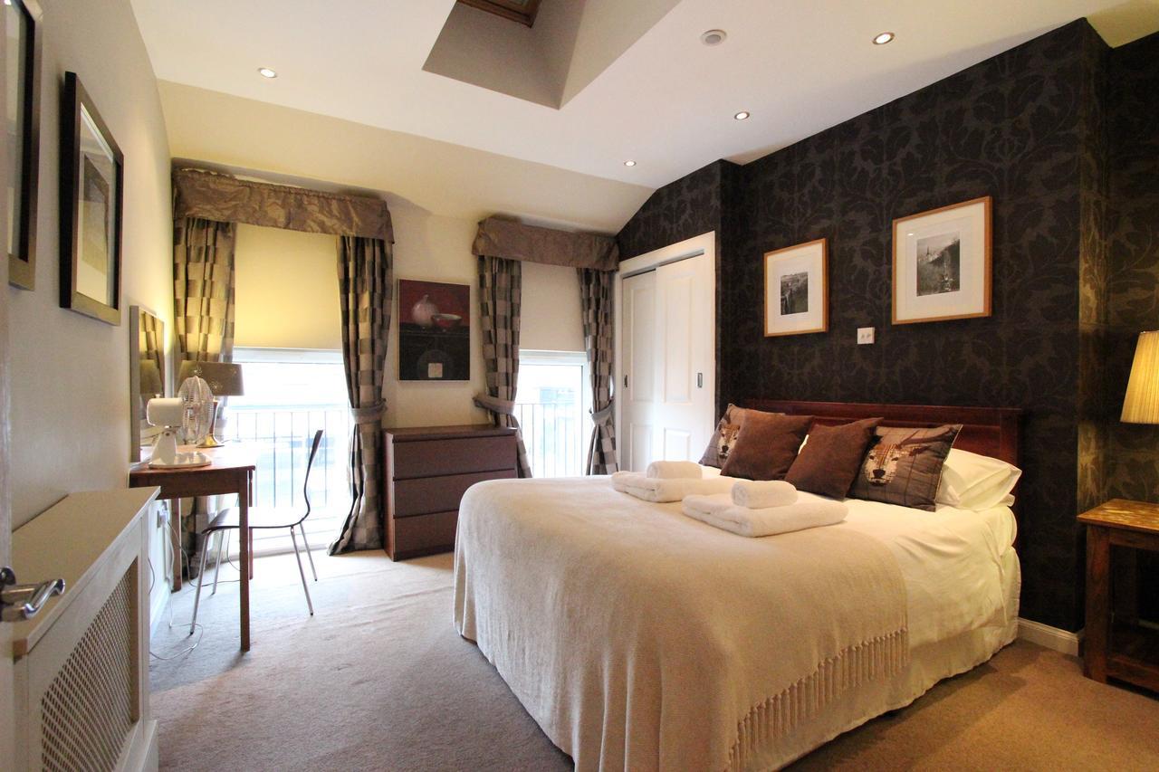 Haymarket Edinburgh Room photo